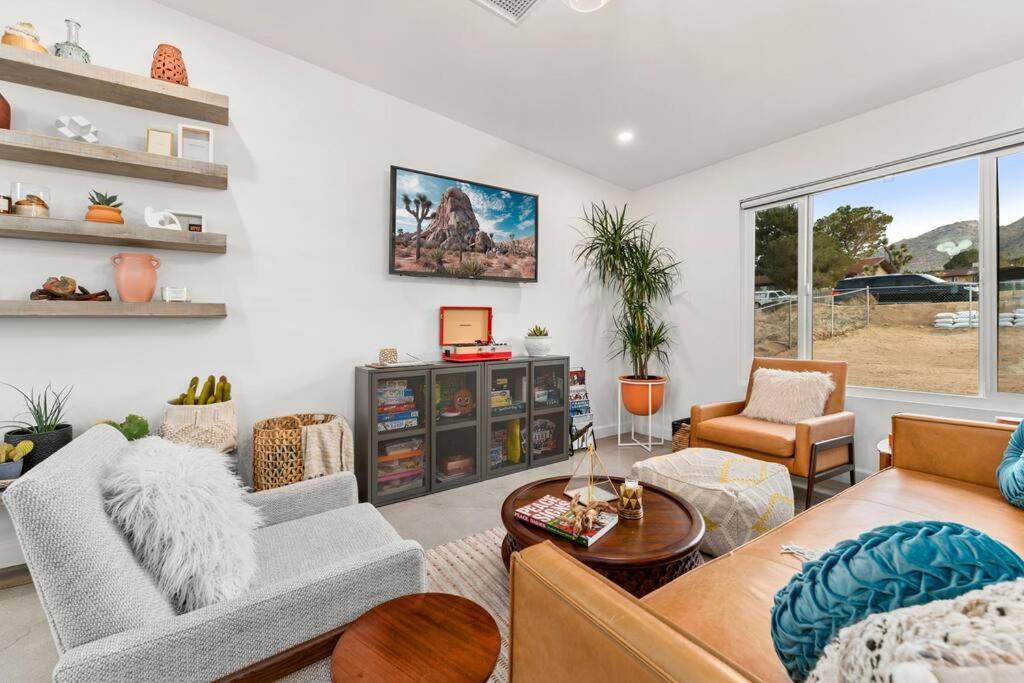 Soul Shine - Gorgeous Views - Modern - New